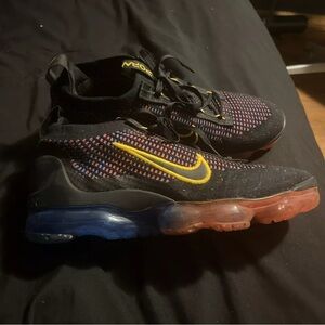 NIKE Men’s Air VaporMax 2021 FK 'Black Photo Blue Crimson Gold' Running Size 10